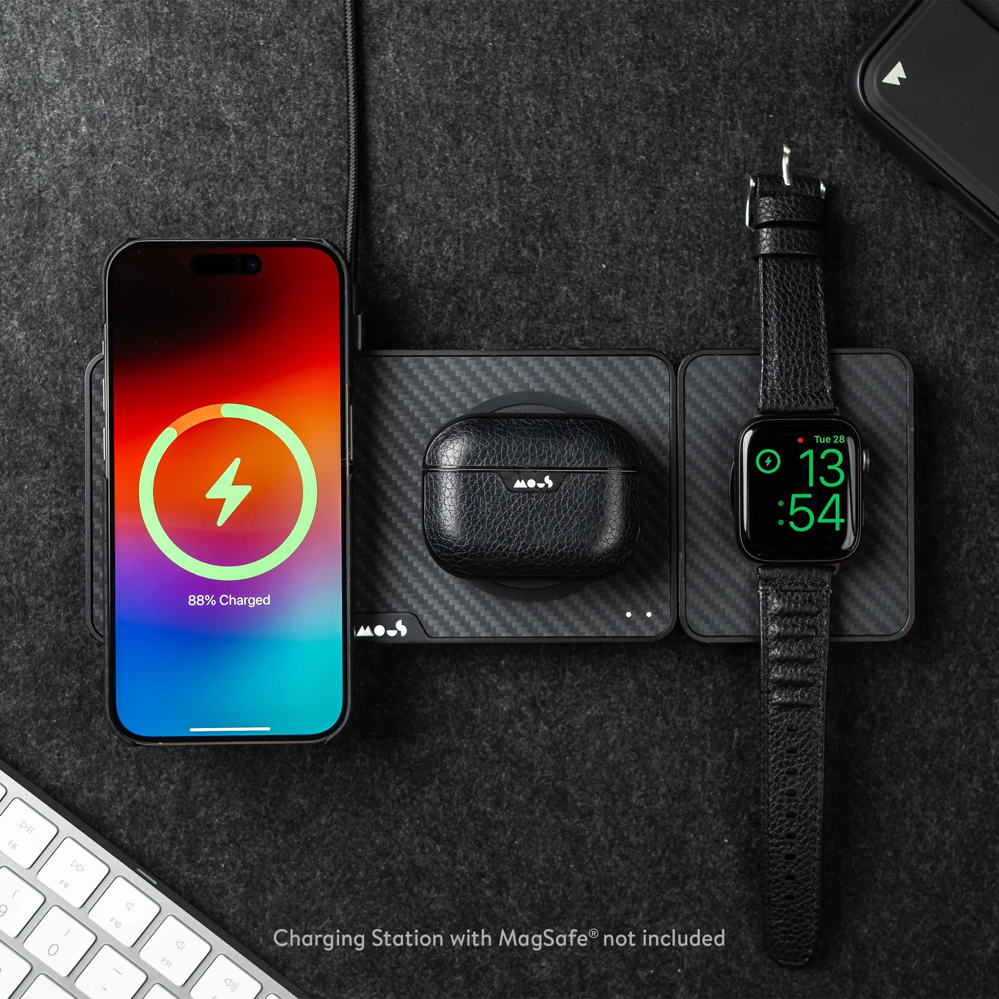 Aramid Fibre Wireless Apple Watch® Charger - Image 16